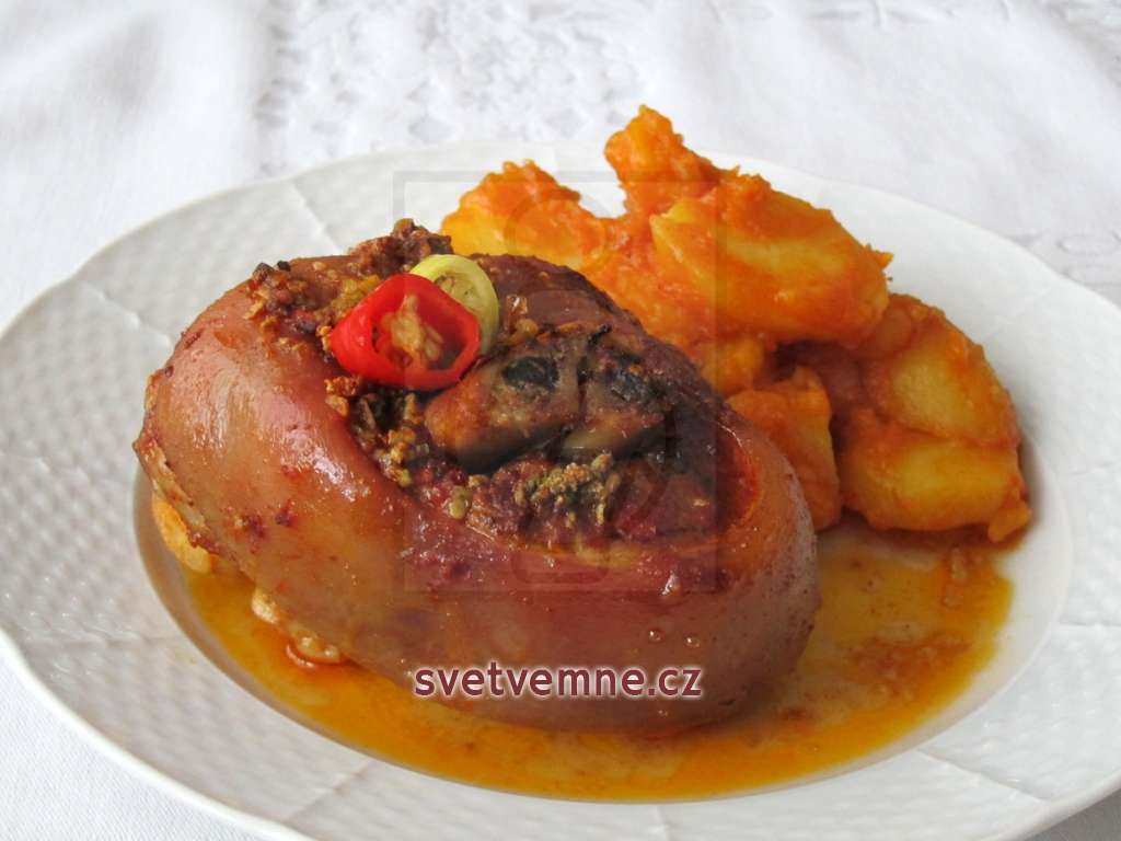 uzené pečené koleno
