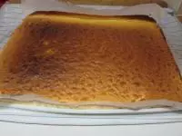 Kuchyňskou utěrku namočíme do studené vody,...