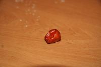 Nakonec ještě přidáme rozdrcenou chilli...