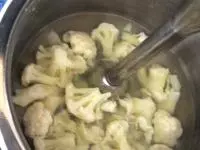 Ponorným mixérem ho zlehka promixujeme, ne...