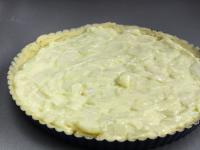 Přidáme pudink s hruškami, posypeme skořicí a...