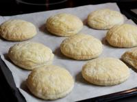 Pečeme 10 - 15 min. při teplotě 170 °C....