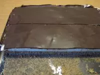 Před podáváním nakrájíme. Pokud nám...