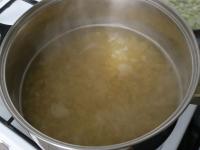 Fleky al dente uvaříme v jemně slané vodě....