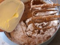 Do krému zapracujeme mascarpone a krátce...