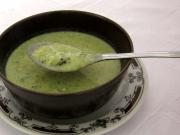 Brokolicová polévka s noky