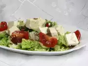 Zeleninový salát se sýrem Feta
