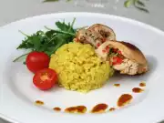 Kuřecí prsa plněná mozzarellou s bazalkou