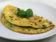 Omeleta s hráškem, bazalkou a sýrem feta 