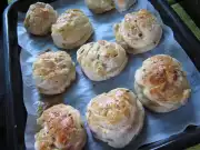 Pažitkové housky z kynutého těsta