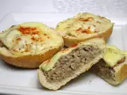 Zapékané žemle plněné masem