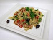 Quinoa salát s čerstvou zeleninou