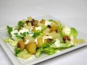Císařský salát s pečenými bramborami