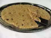 Krupicový indický koláč
