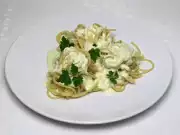 Špagety s nivovou omáčkou