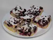 Bublanina s černým rybízem