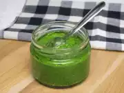 Pesto z medvědího česneku