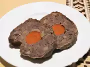 Hovězí sekaná s mrkví
