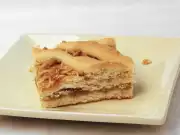 Dvoupatrový jablečný koláč